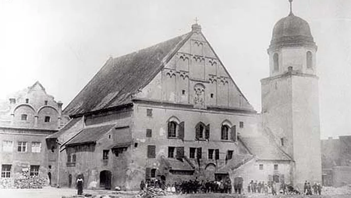 Kościół imienia Żłóbka Chrystusa (Kripplein Christi) we Wschowie na tle procesu konfesjonalizacji w krajach Europy Środkowej u schyłku XVI i na początku XVII wieku