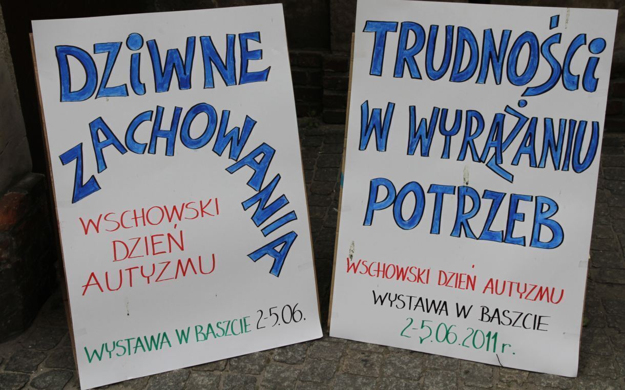 Wschowski Dzień Autyzmu - Dzień Drugi. Wystawa w Baszcie