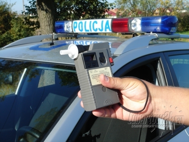 17 latek prowadził pod wpływem alkoholu i narkotyków