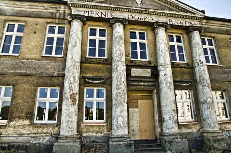 Remont w szkole muzycznej