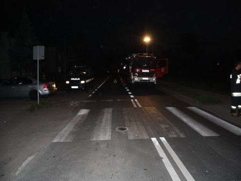 Wypadł z samochodu i skręcił kręgosłup