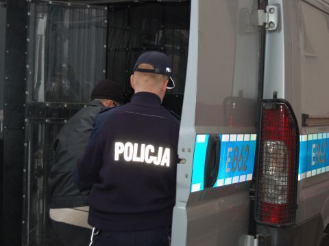 Dwumiesięczny areszt za znęcanie