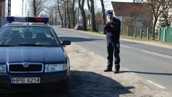 Policjanci wykorzystują nowy laser