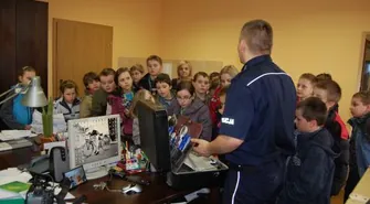 Dzieci w Policji