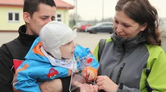 Przekazanie nakrętek dla Wojtka