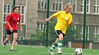 Piłkarska liga dla dziewczyn