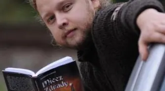 Premier musi zginąć - spotkanie z autorem kryminałów