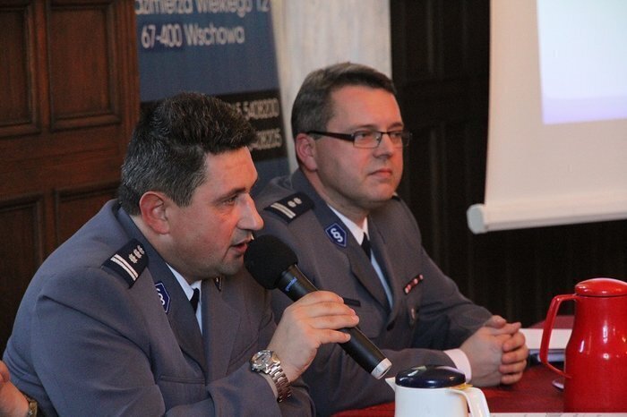 Łyżka dziegciu w beczce miodu na podsumowaniu pracy wschowskiej policji