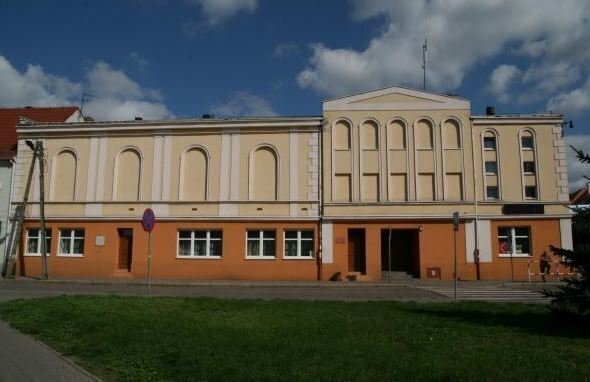 Nie karm książkowego potwora idź do biblioteki