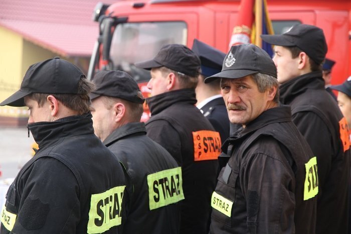 W Lginiu świętowali pomimo mrozu