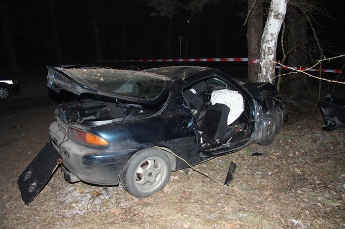 Śmiertelny wypadek w Siedlnicy. Uważaj na zmieniające się warunki na drodze