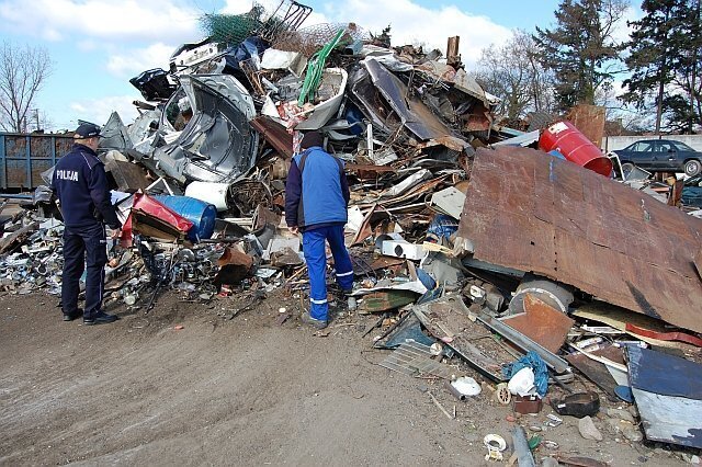 Kradzieże trakcji kolejowych wciąż atrakcjyne