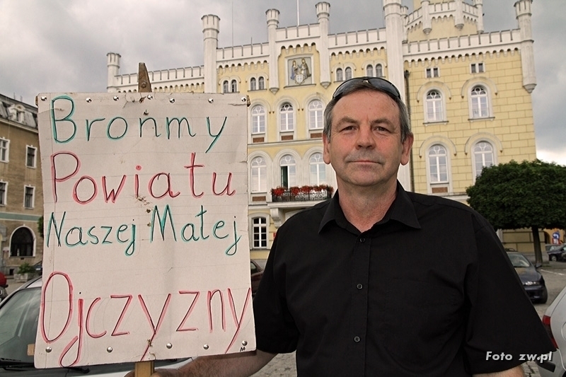 Tu jest Powiat - Transparent Andrzeja Michalaka