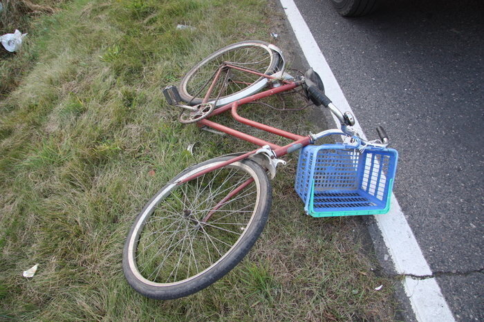 Potrącony rowerzysta nie żyje. Do wypadku doszło między Olbrachcicami a Wschową