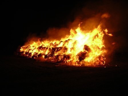 500 ton słomy i siana poszło z dymem. W Jędrzychowicach