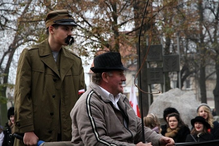 Uroczyście i artystycznie w Szlichtyngowej