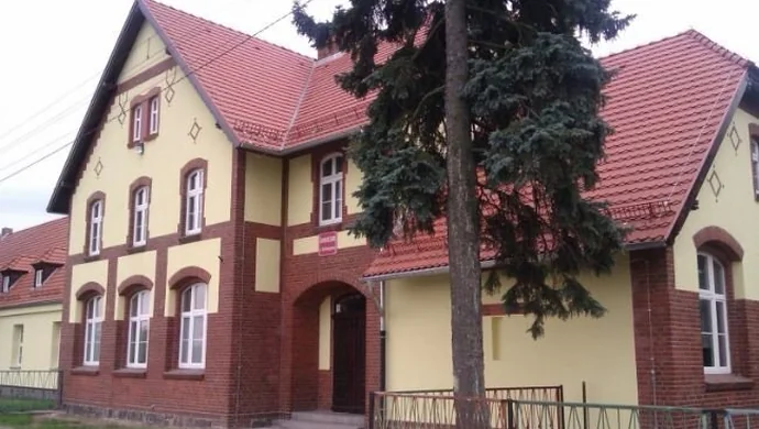 W sprawie nadania imienia Gimnazjum w Szlichtyngowej