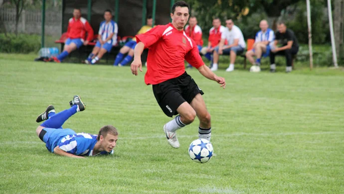 Avia zaczyna od dołu