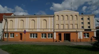 Nie karm książkowego potwora, idź do biblioteki