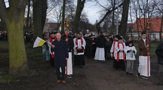 Droga Krzyżowa ulicami parafii św. Stanisława Biskupa