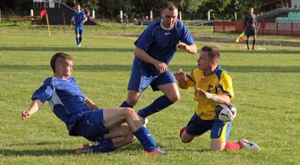 Dąb blisko utrzymania, Korona awansu