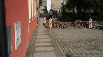 Gmina Wschowa remontami stoi. Nawierzchnie, szkoły, boiska...