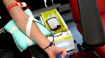 28 osób jest potrzebnych, by zebrać 70 litrów krwi na 700-lecie Sławy