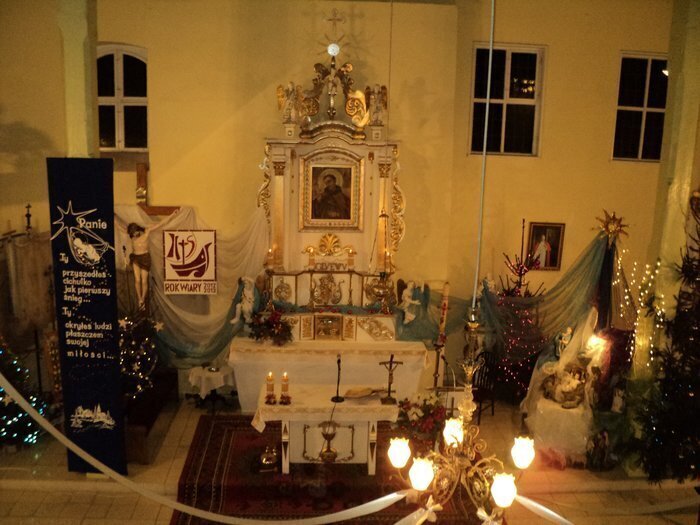 Iluminacja Szopki Bożonarodzeniowej w kościele w Starych Drzewcach