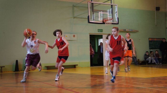Sukcesy koszykarek i koszykarzy z SP1