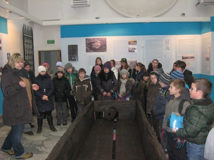 Sławski Kulturalny autobus z wizytą w głogowskim Muzeum