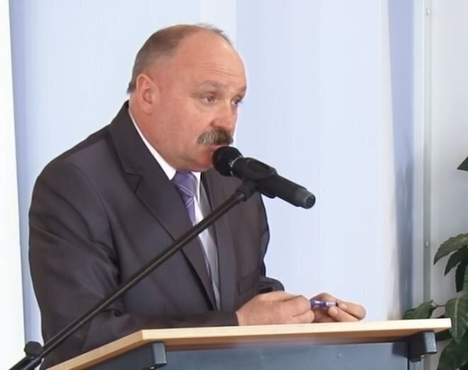 Stacja przekaźnikowa umożliwi kontakt dyspozytora z ambulansem