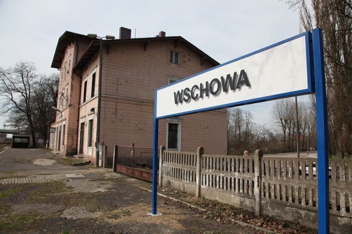 Majówka z zabytkowym pociągiem i Rajdem Pojazdów Zabytkowych