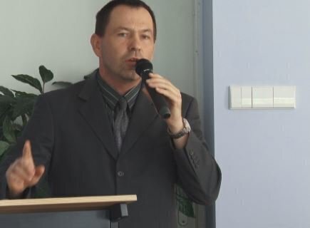 Szkołę traktować jak dom nauczycieli jak rodzinę