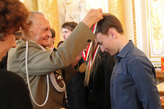 Filip Czarnota laureatem olimpiady historycznej