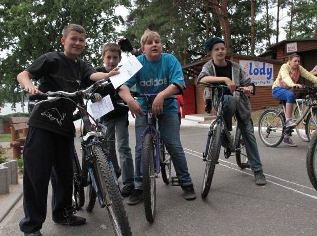 Ścieżki rowerowe czy chodniki i kanalizacja