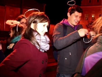 Inaczej niż w tradycji świeckiej świętują wigilię Wszystkich Świętych
