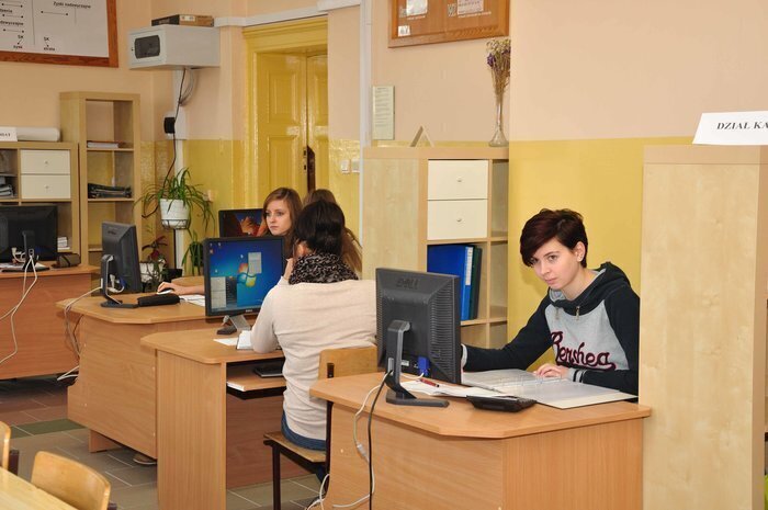 Nowa sala symulacyjna w Staszicu