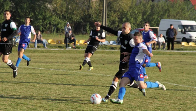 Podwójny hat-trick Rafała Pawlaka