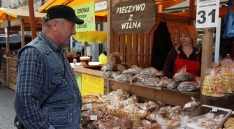 Gwarno i kolorowo na Starym Rynku w Sławie