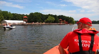 Patrol WOPR na Jeziorze Sławskim