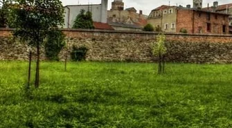 Udrożnią kanalizację w okolicach fosy