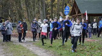 Biegi Niepodległości na Bluszczowym Szlaku