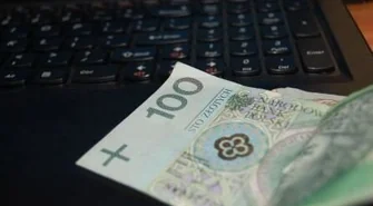 Naprawiał komputer, ukradł przy okazji 500 złotych