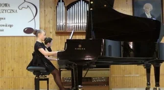 Sukces wschowskich pianistek