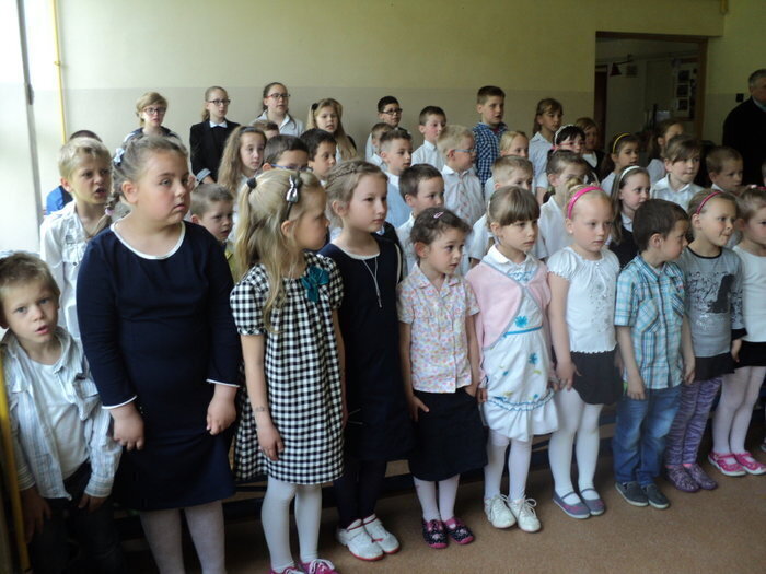 Patriotycznie w szkole podstawowej w Starych Drzewcach