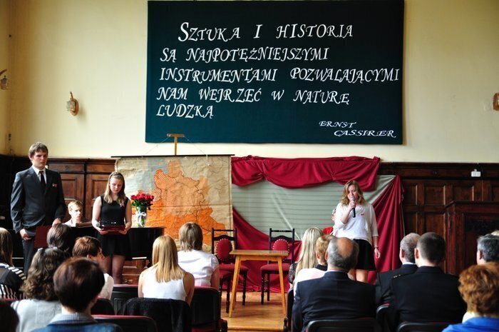 Święto Konstytucji 3 maja w Staszicu
