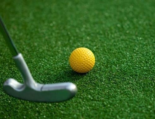 Powstanie minigolf w parku nad stawami