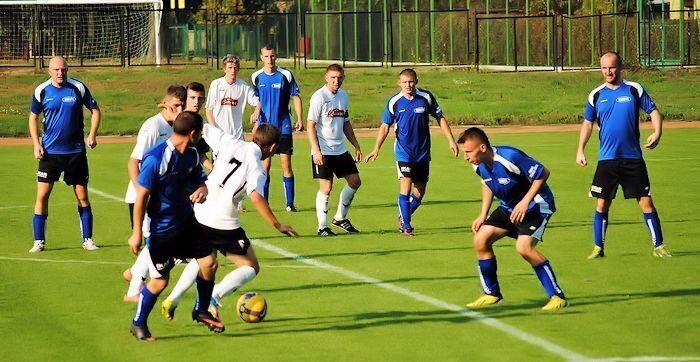 Dąb II Przybyszów przegrał na swoim boisku