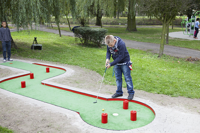 Oblężenie toru do minigolfa