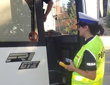 Kontrolują autobusy